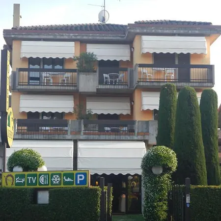 Hotel Derby-2