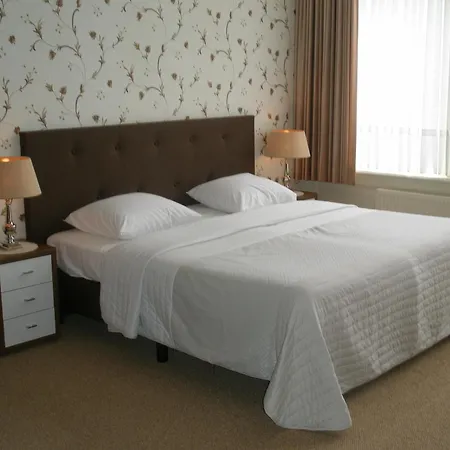 Hotel Excelsior-2