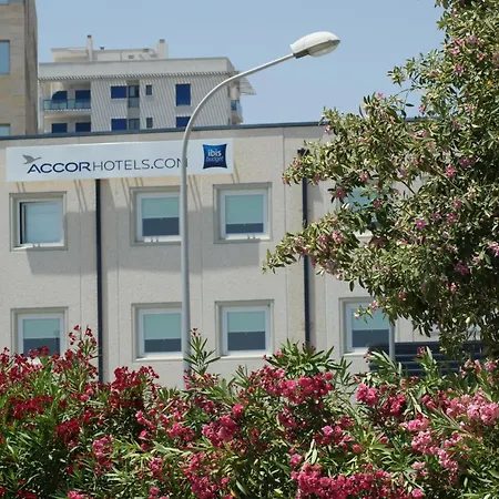 Ibis Budget Alicante-3