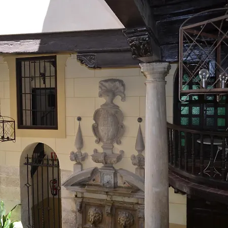 Palacio De Mariana Pineda-3