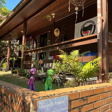 Vibe House Hostel-2