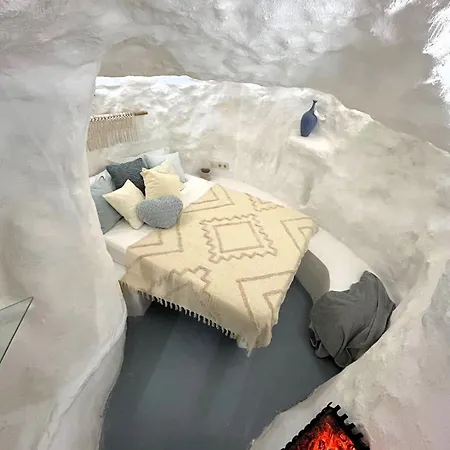 La Cueva Blanca-2