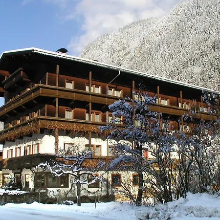 Hotel-Pension Strolz-2