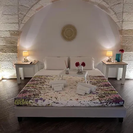 Al Centro Exclusive Apartment-3