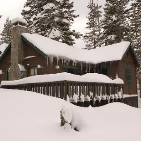 Tamarack Lodge-3