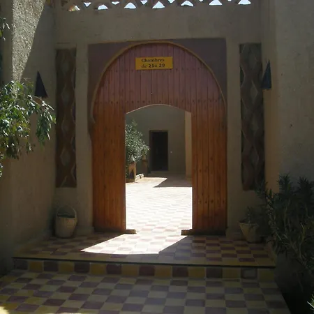 Les Portes Du Desert-2