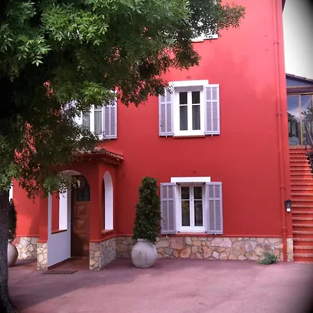 Hotel du Bosquet-2