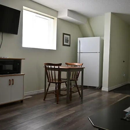 Metropolitan Suite-3