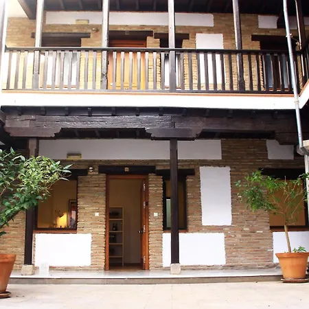 Apartamentos Nest Flats Casa de la Alberca-3