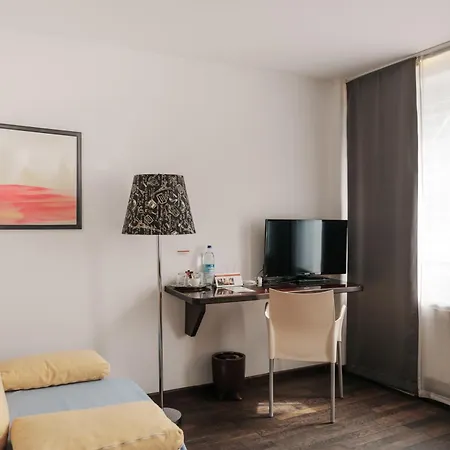 Helvetia Rooms - Self Check-In-2