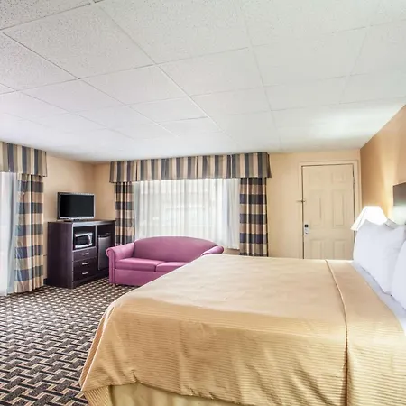 Travelodge By Wyndham South Burlington-2