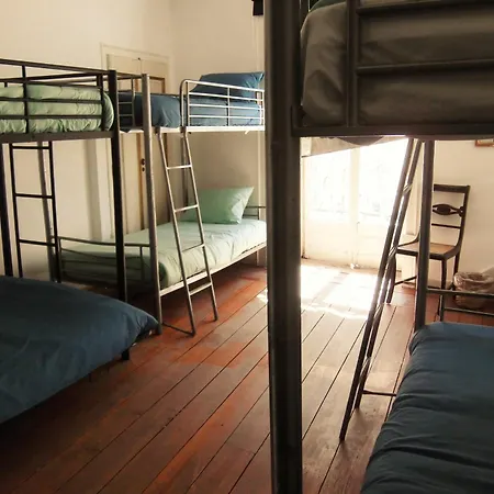 Hostel The White Butterfly-3