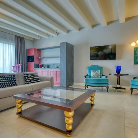 Palazzo della Scala Spa Hotel Suites&Apartments-3