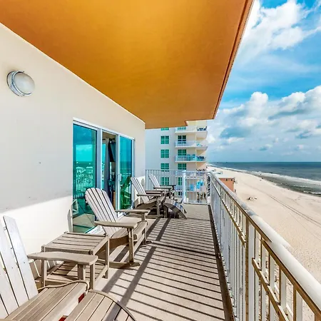 Crystal Shores West-3