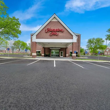 Hampton Inn South Heritage Park-2