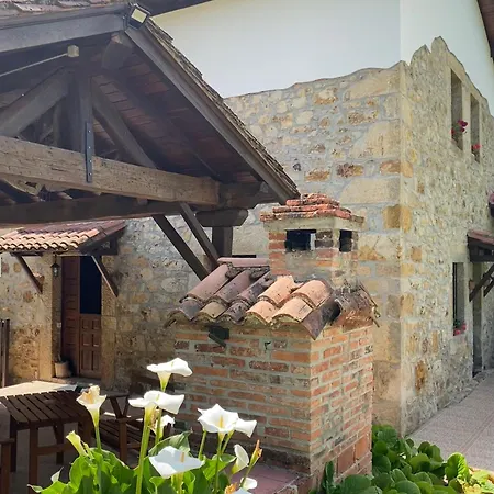 Apartamentos Rurales La Caviana-3