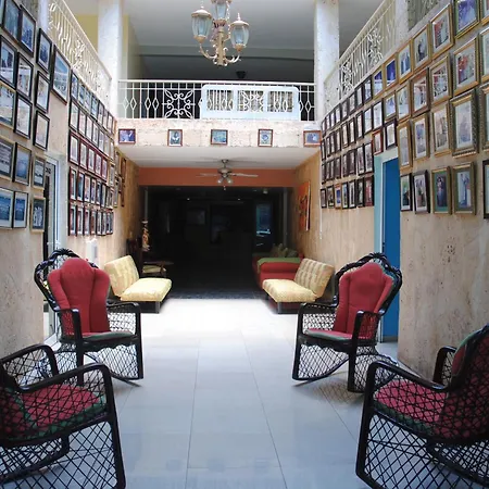Hotel Frano Romana Center-3