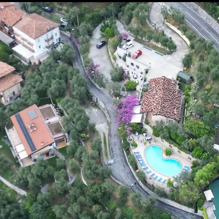 Hotel Augusta Garni-2