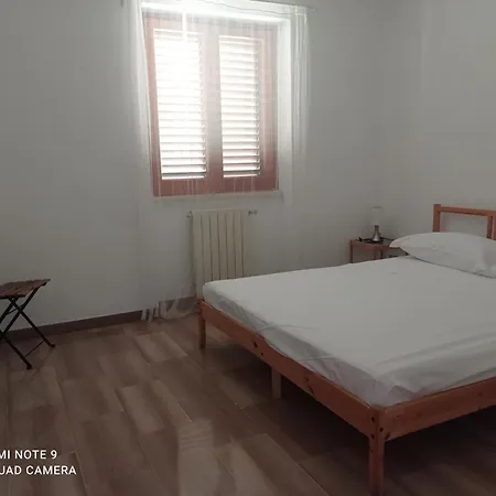Villa Lucia Affitta camere-3