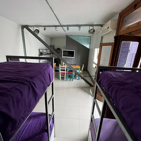 High Hostel Rosario-2