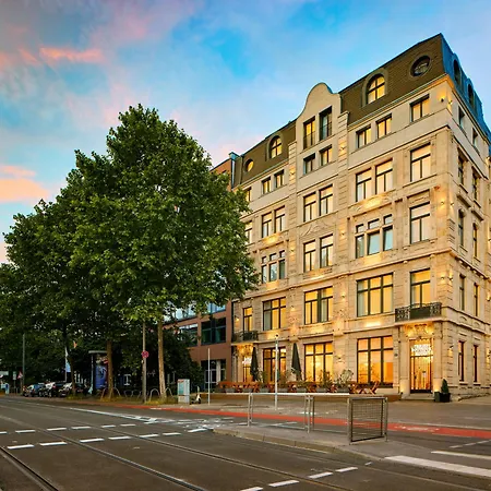 Soaltee Westend Frankfurt Messe-2