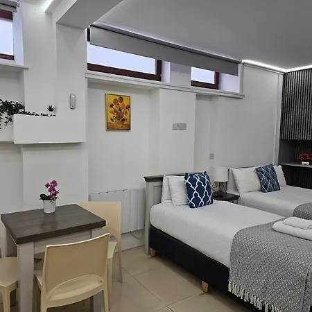London Stay Apartments-3