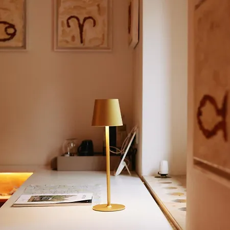 18Arts Hotel - Living In A Gallery!-3