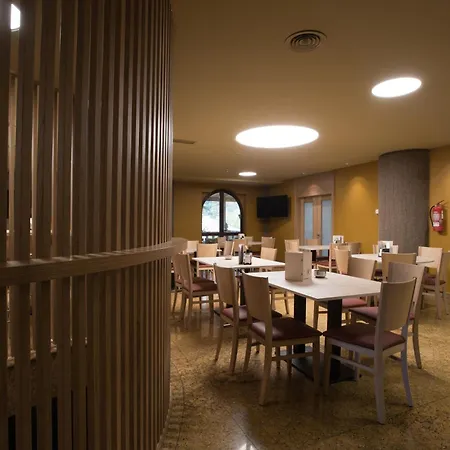 Apartamentos La Albarca-3