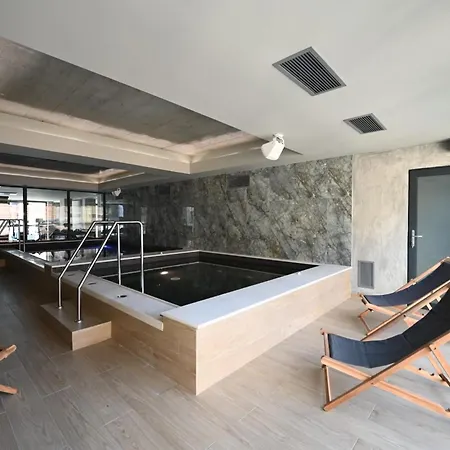 Aniroc Signature Hotel-2
