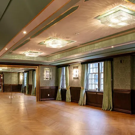 Windsor Arms Hotel-2