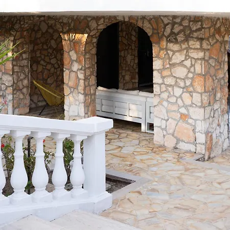 Villa Angela Suite-3