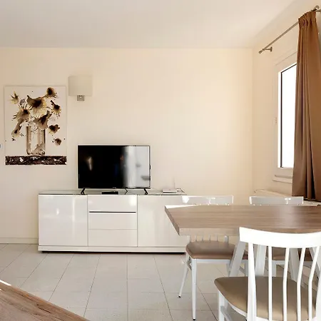 Apartamentos Empuriabrava Maurici Park-2
