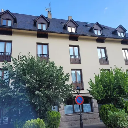 Hotel Ribaeta-3