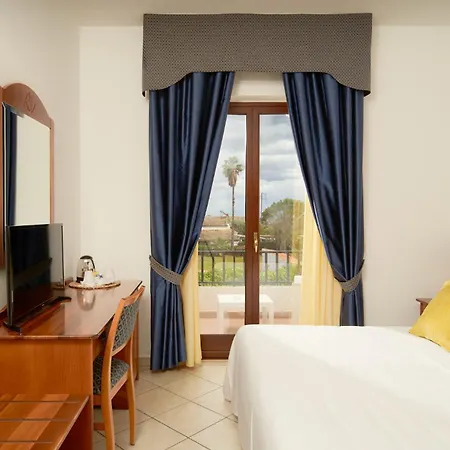 Hotel Relax-3