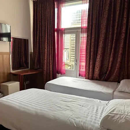 Hotel Isis-3