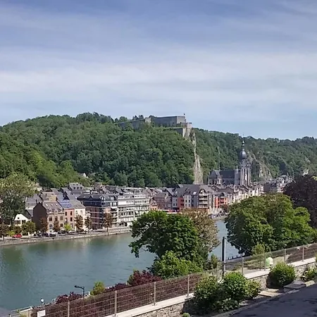 Hostel Splendid Palace Dinant - Vue Meuse & Citadelle-3
