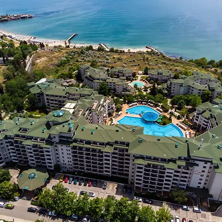 Emerald Beach Resort & Spa-2