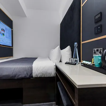 The Z Hotel Trafalgar-2
