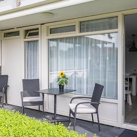 Welcome in - Kurhaus appartement 5 - met terras en 50m van het strand-3