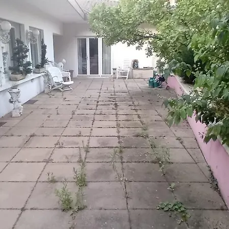 Villa-2