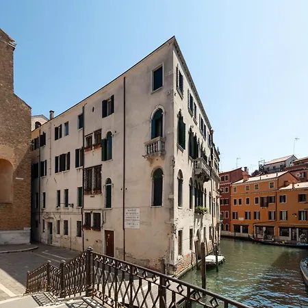 Residence Ca' Foscolo-2