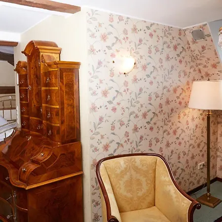 Schlosshotel Kurfuerstliches Amtshaus Dauner Burg-2