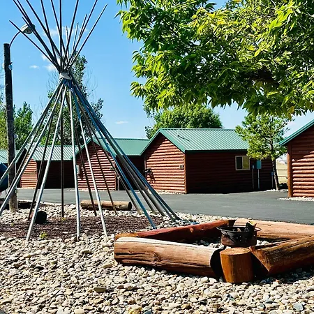 Badlands Frontier Cabins-2