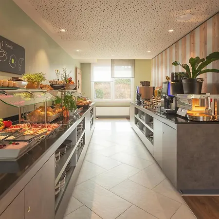 Holiday Inn - The Niu, Mill Cologne Muelheim, An Ihg Hotel-3