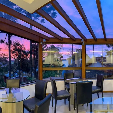 Hotel Golden Hills-3