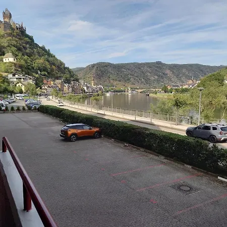 Appartement Moselblick-2