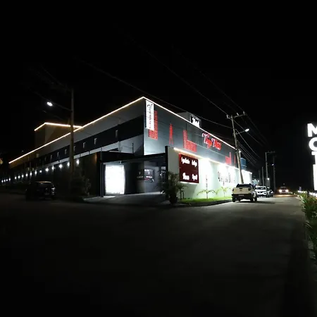 Vegas Motel-2
