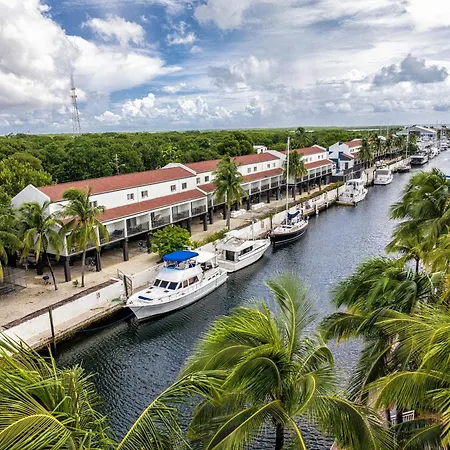 Waterside Suites And Marina-3