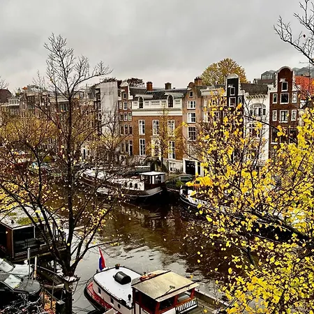 Amsterdam Canal Suites-3