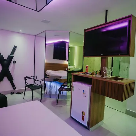 Bliss Motel-3